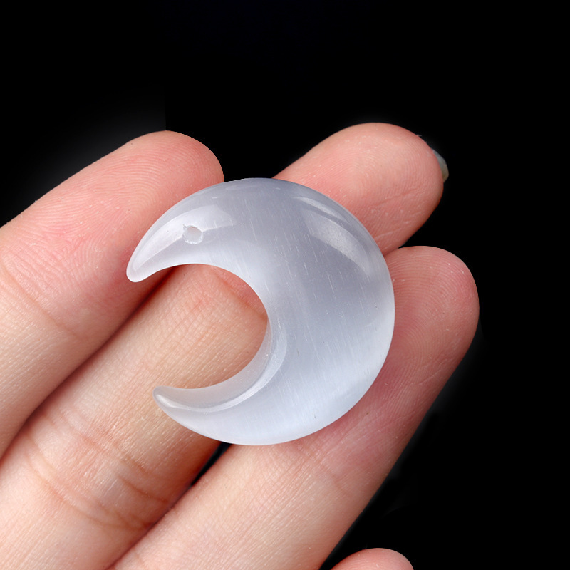 Cat's eye stone white moonlight moon pendant cat's eye moon pendant DIY braided necklace clavicle chain material