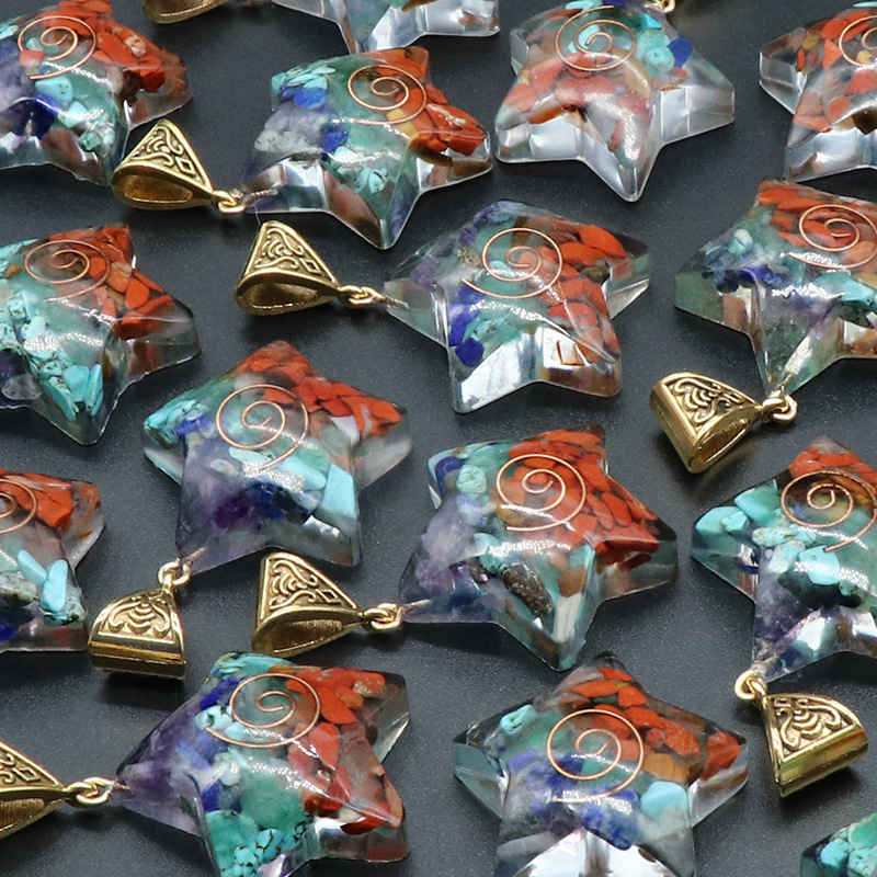 Natural crystal gemstone gravel five-pointed star resin pendant chakra colorful gravel five-pointed star necklace