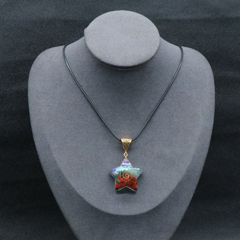 Natural crystal gemstone gravel five-pointed star resin pendant chakra colorful gravel five-pointed star necklace