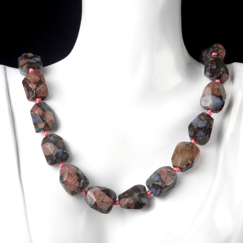 Natural stone necklace semi-precious stone irregular random cut tower shaped knotted necklace