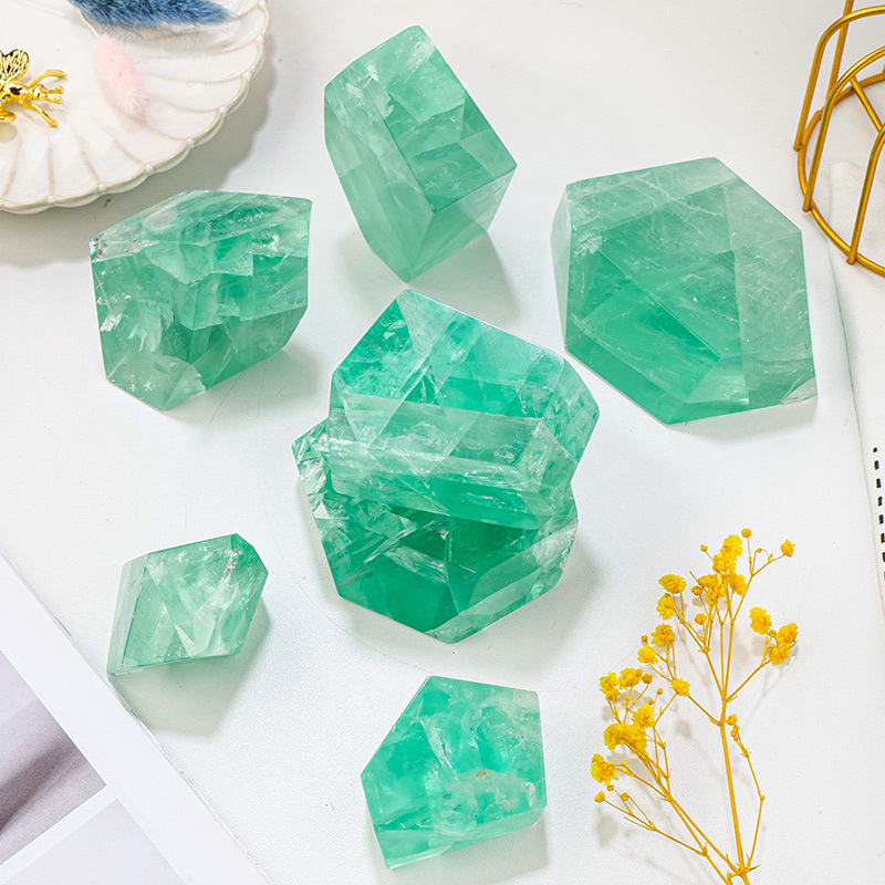 Natural crystal lake blue burst color fluorite geometric body crystal rough stone polishing