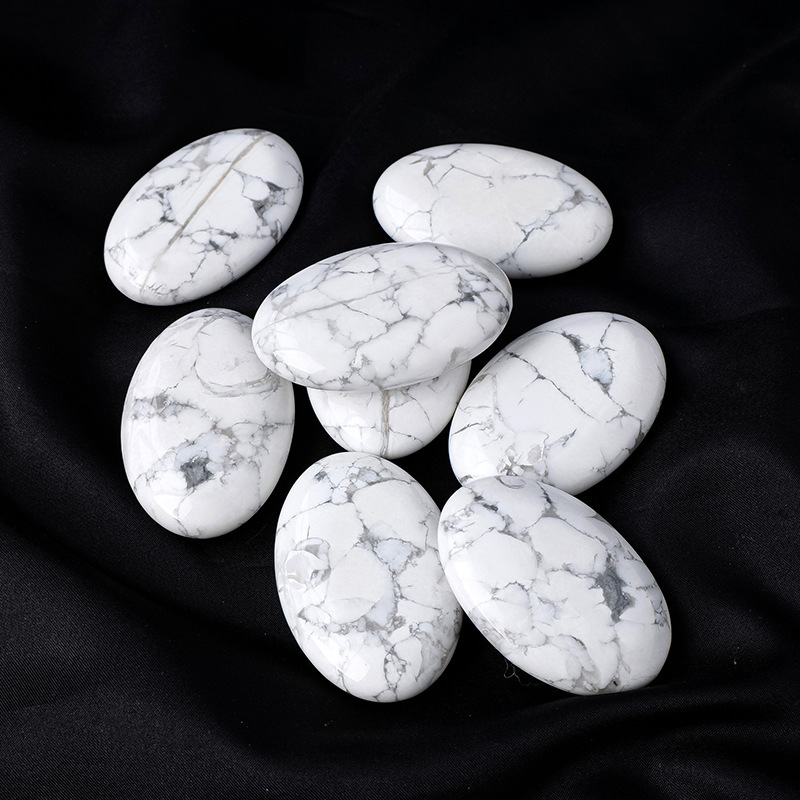 Natural crystal Howlite hot compress stone hand piece raw stone polished yoga massage stone