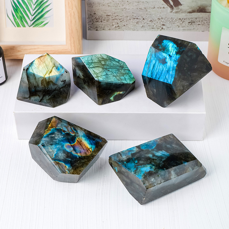 Natural crystal labradorite raw stone mine mark geometric body blue light energy stone home decoration