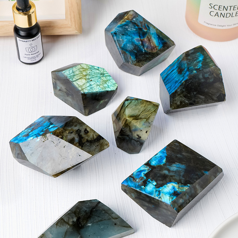 Natural crystal labradorite raw stone mine mark geometric body blue light energy stone home decoration