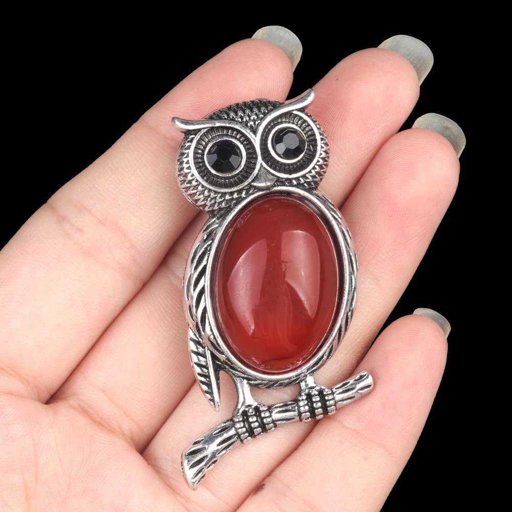 Natural stone Owl Necklace Crystal Agate Semi-precious Stone Alloy Owl Necklace Pendant Brooch
