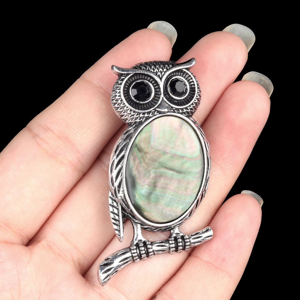 Natural stone Owl Necklace Crystal Agate Semi-precious Stone Alloy Owl Necklace Pendant Brooch