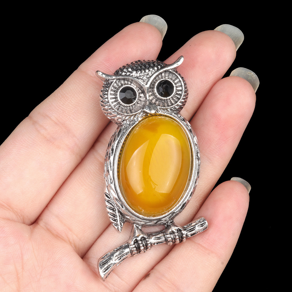 Natural stone Owl Necklace Crystal Agate Semi-precious Stone Alloy Owl Necklace Pendant Brooch