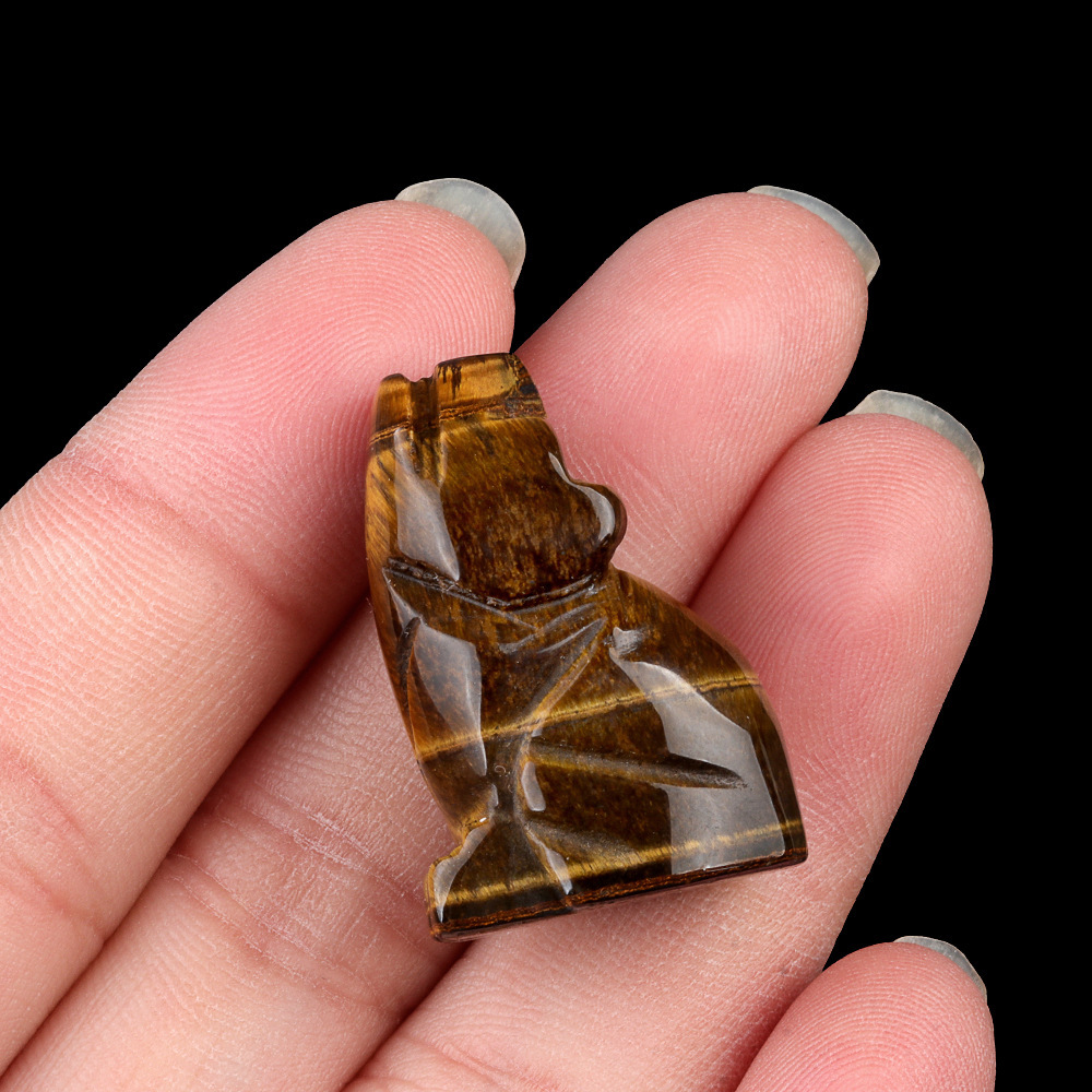 1in Carved Wolf Natural Crystal Agate Stone Mini Animal Craft Pendant