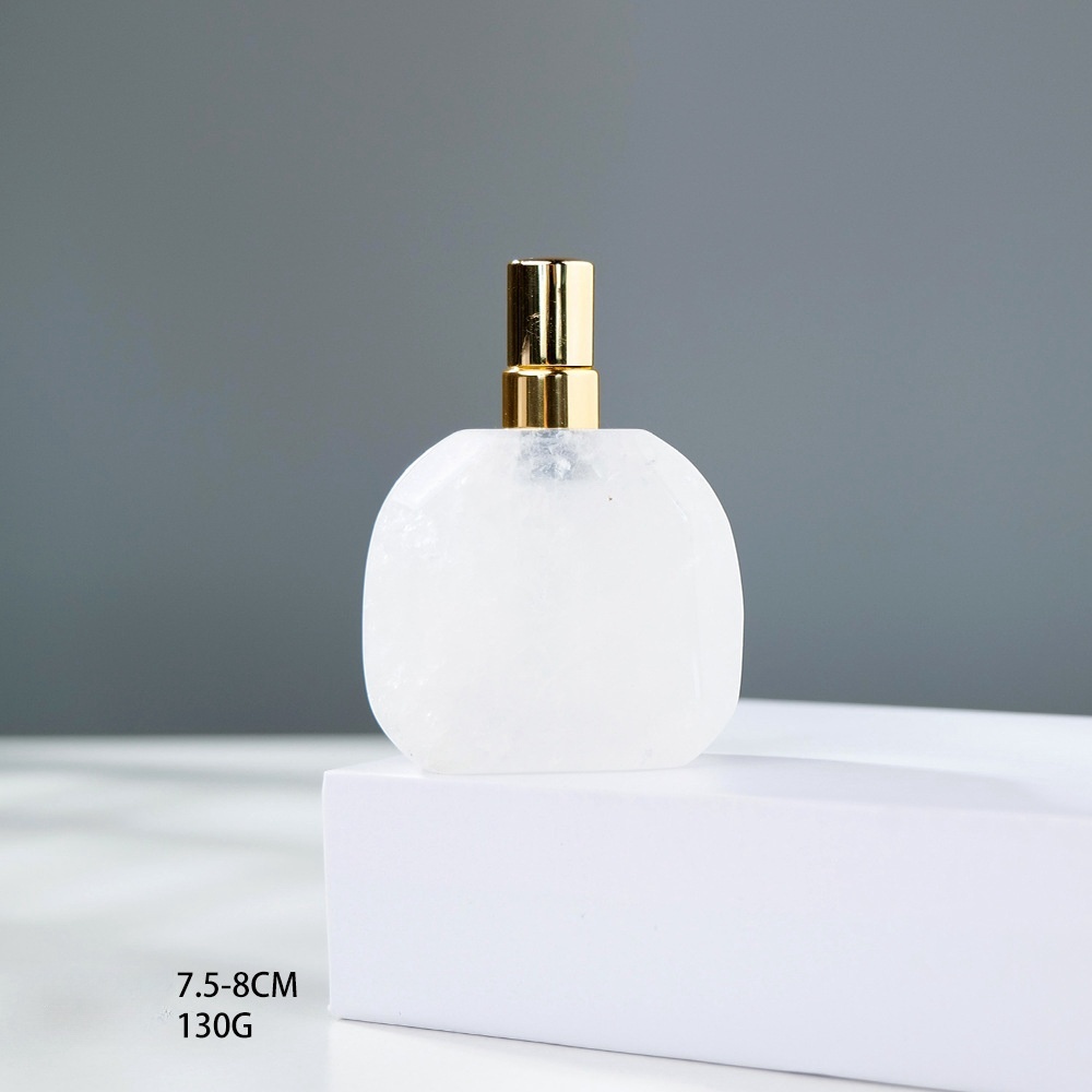 Hot selling natural crystal special shaped spray perfume bottle essential oil bottle jade aromatherapy bottle
