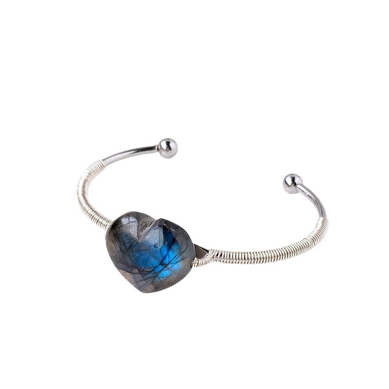 Natural crystal blue light labradorite love bracelet hand-woven heart-shaped moonstone ladies bracelet