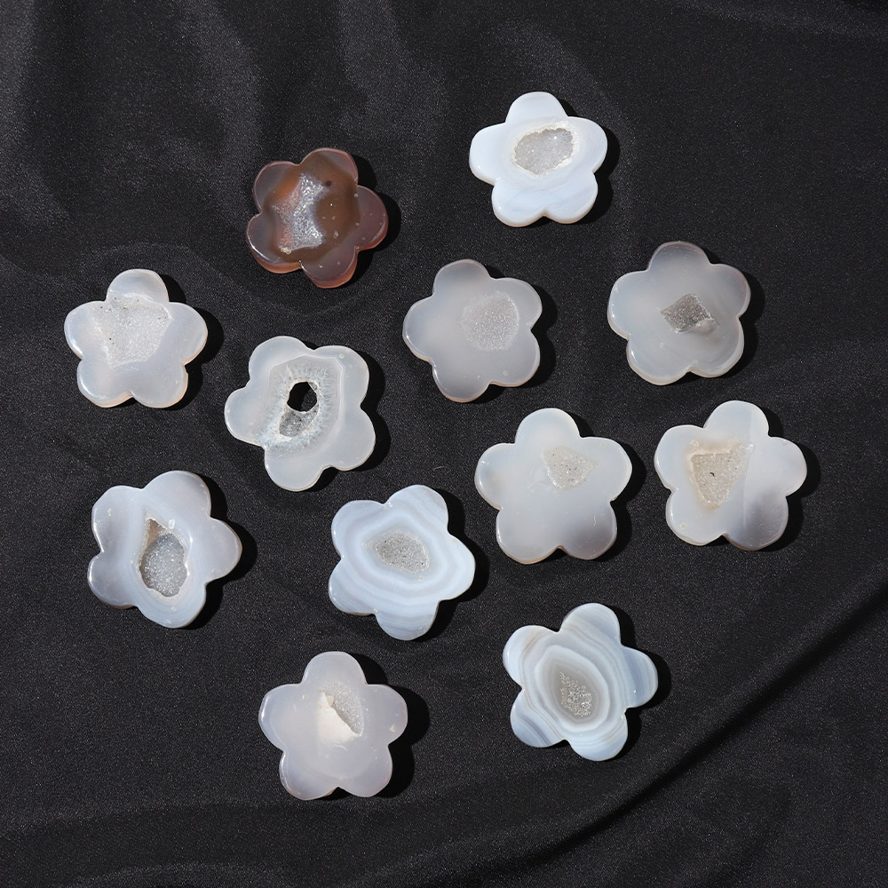 Natural crystal agate geode mineral specimen plum blossom shaped agate