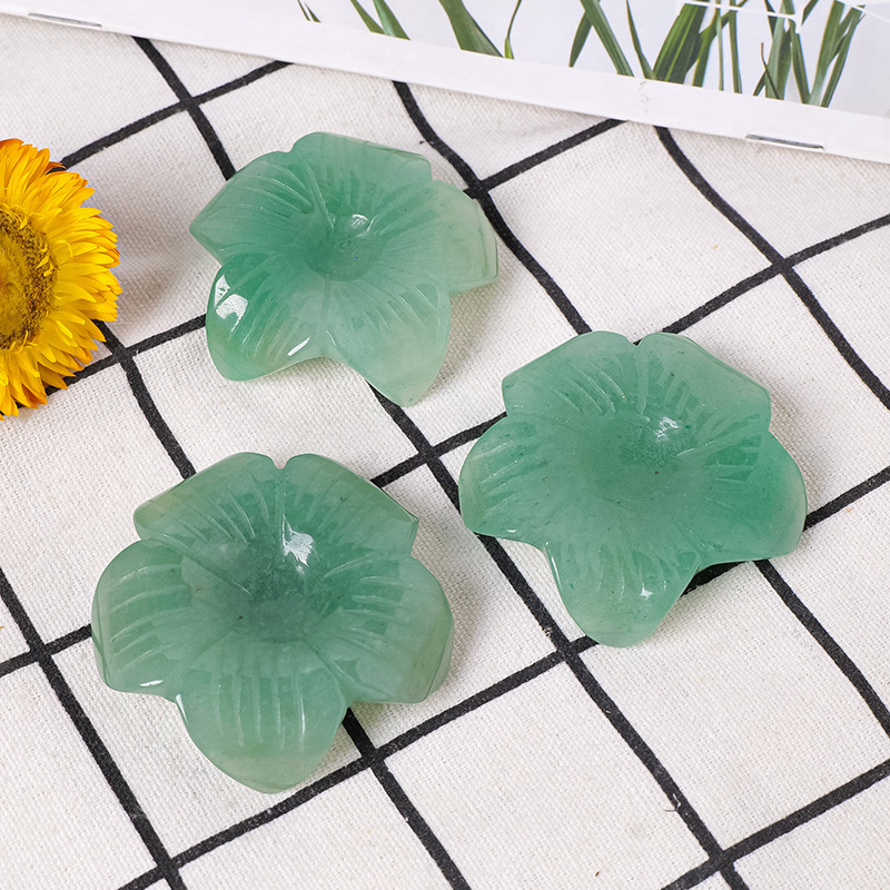 Natural crystal aventurine flower petals, original stone polished crystal crafts