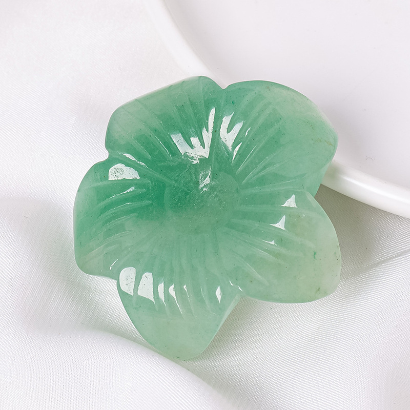 Natural crystal aventurine flower petals, original stone polished crystal crafts