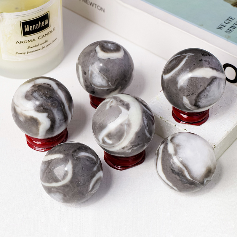 Natural crystal shell stone ball ornaments, polished raw stone