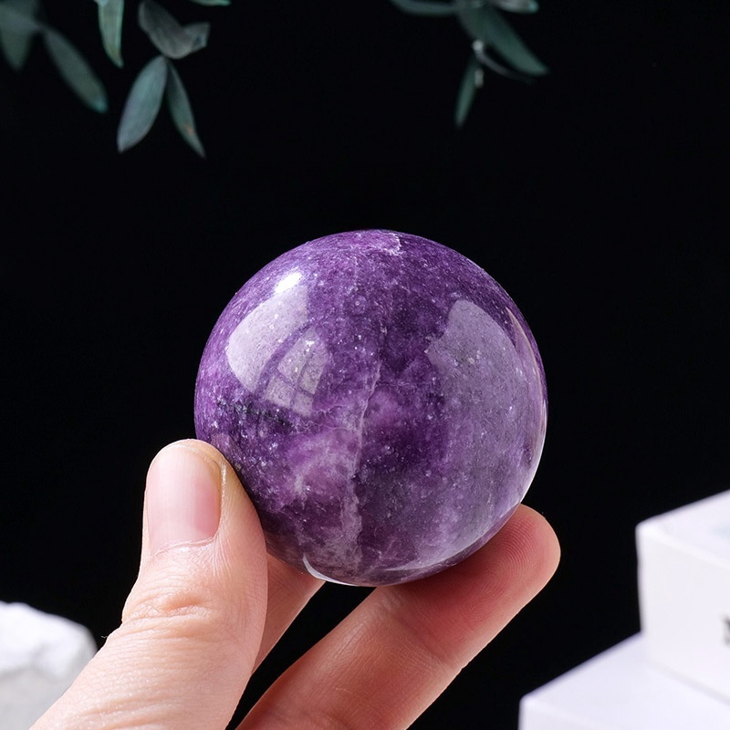 Natural crystal ball purple mica ball ornaments original stone polished decoration