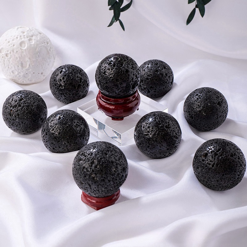 Natural volcanic stone ball ornaments original stone polished aromatherapy diffuser stone