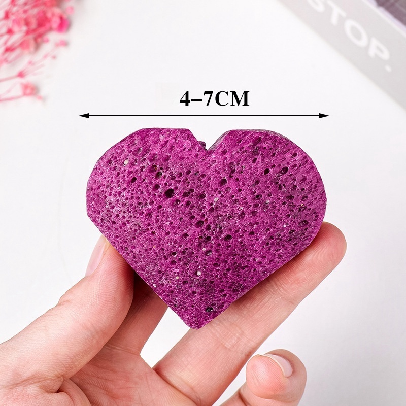 Natural crystal ruby ​​heart crystal rough stone polishing