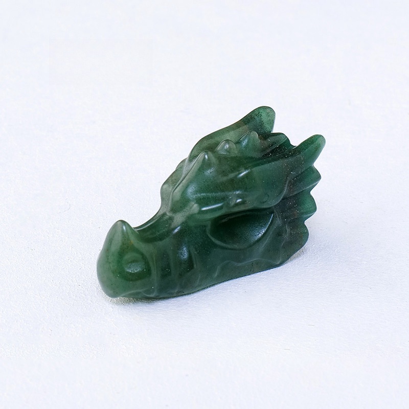 Natural crystal dragon skull carvings Crystal raw stone carvings