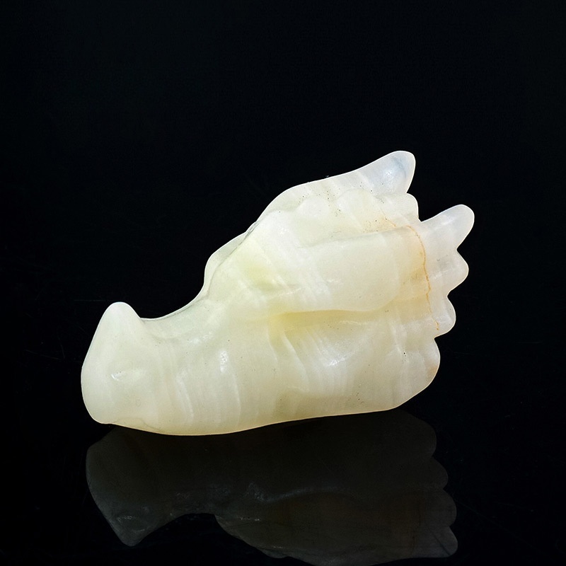Natural crystal dragon skull carvings Crystal raw stone carvings