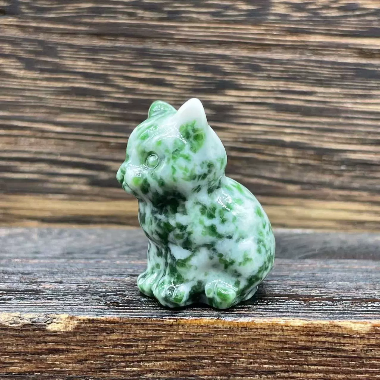 1.2 inch cute kitten natural stone gem carving 3 cm semi-precious stone kitten