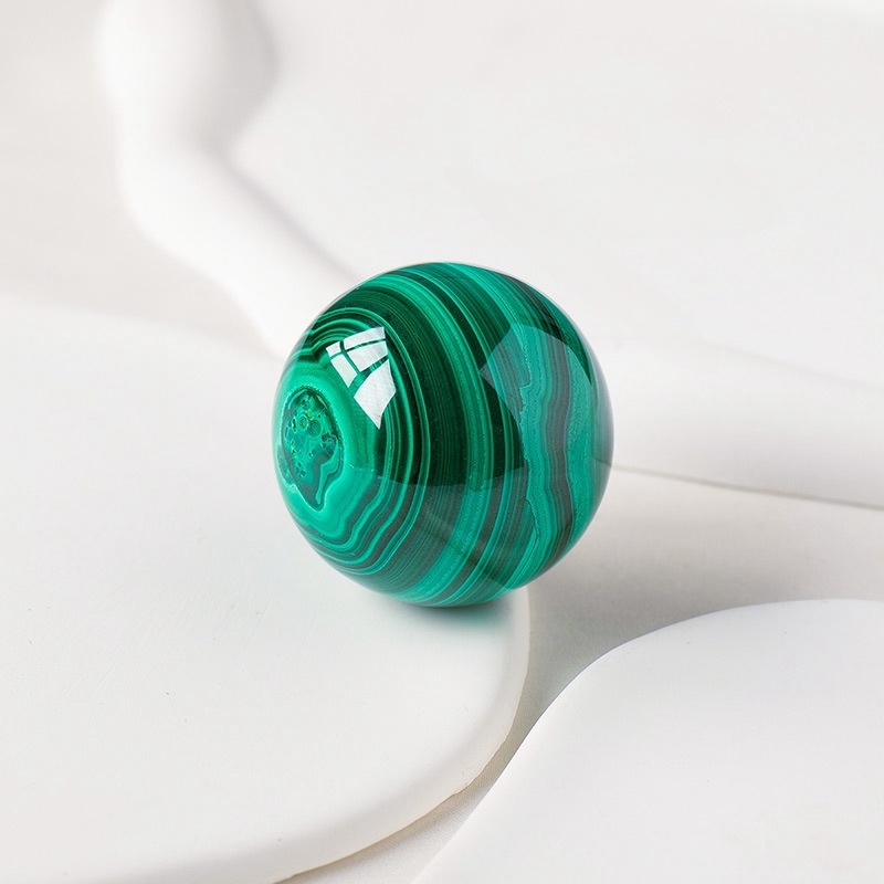 Natural crystal malachite ball ornaments home decoration