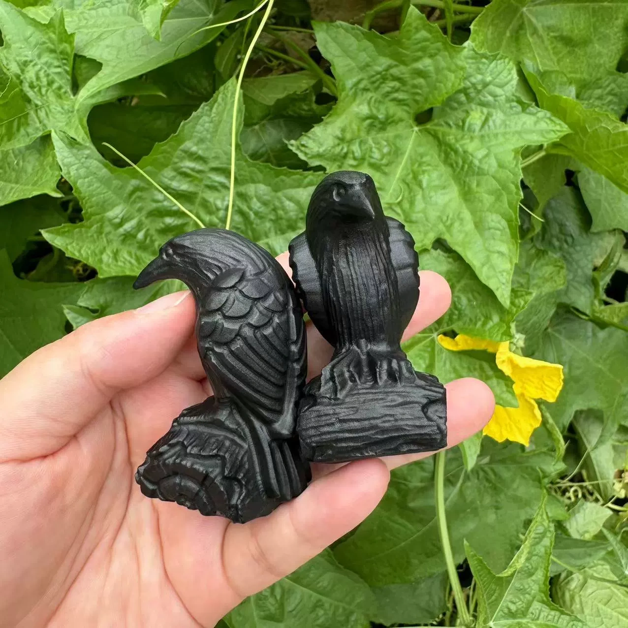 6cm obsidian crystal raven obsidian raven semi-precious stone frosted raven