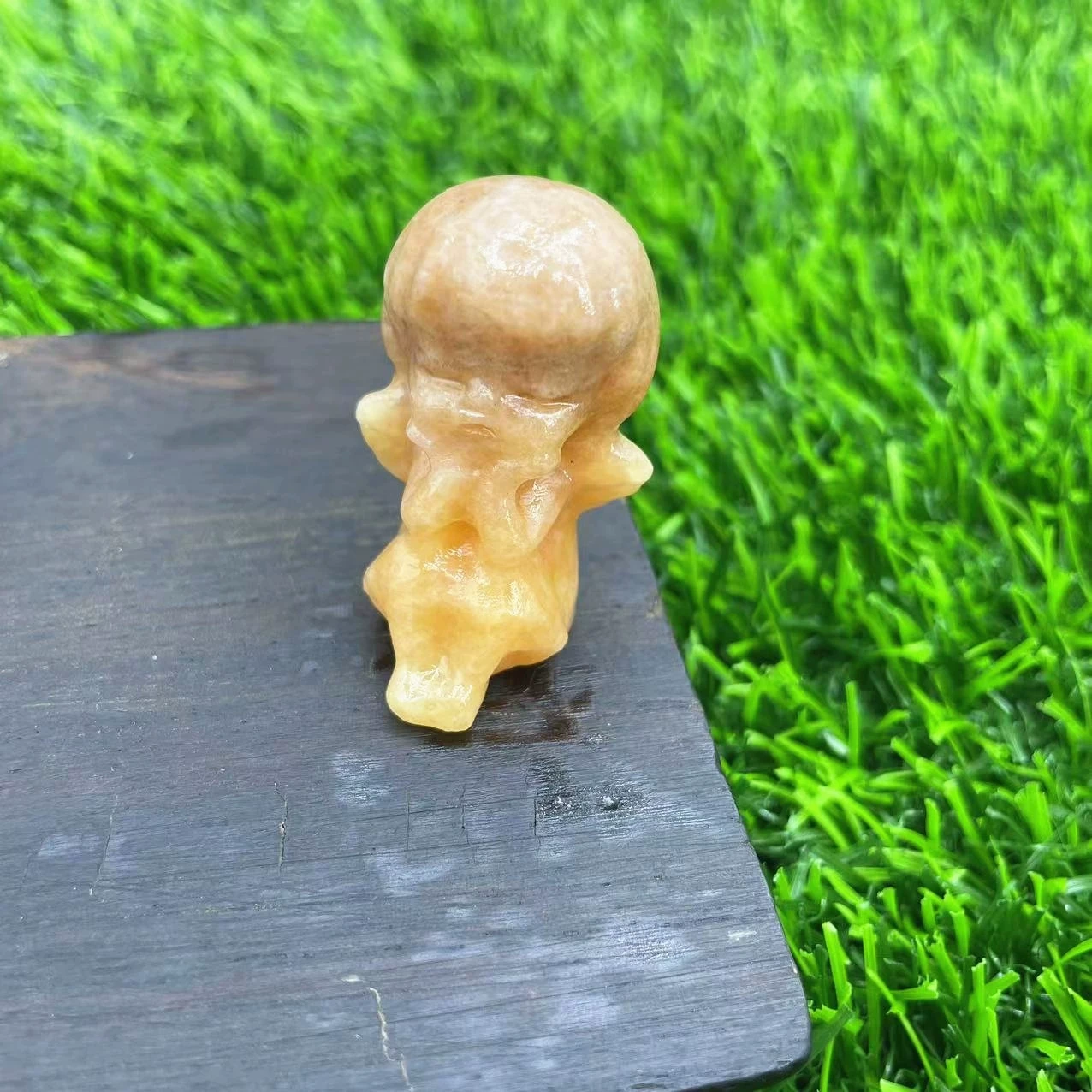 4cm Natural semi-precious stone for little girl's chin, cute little angel with semi-precious stone