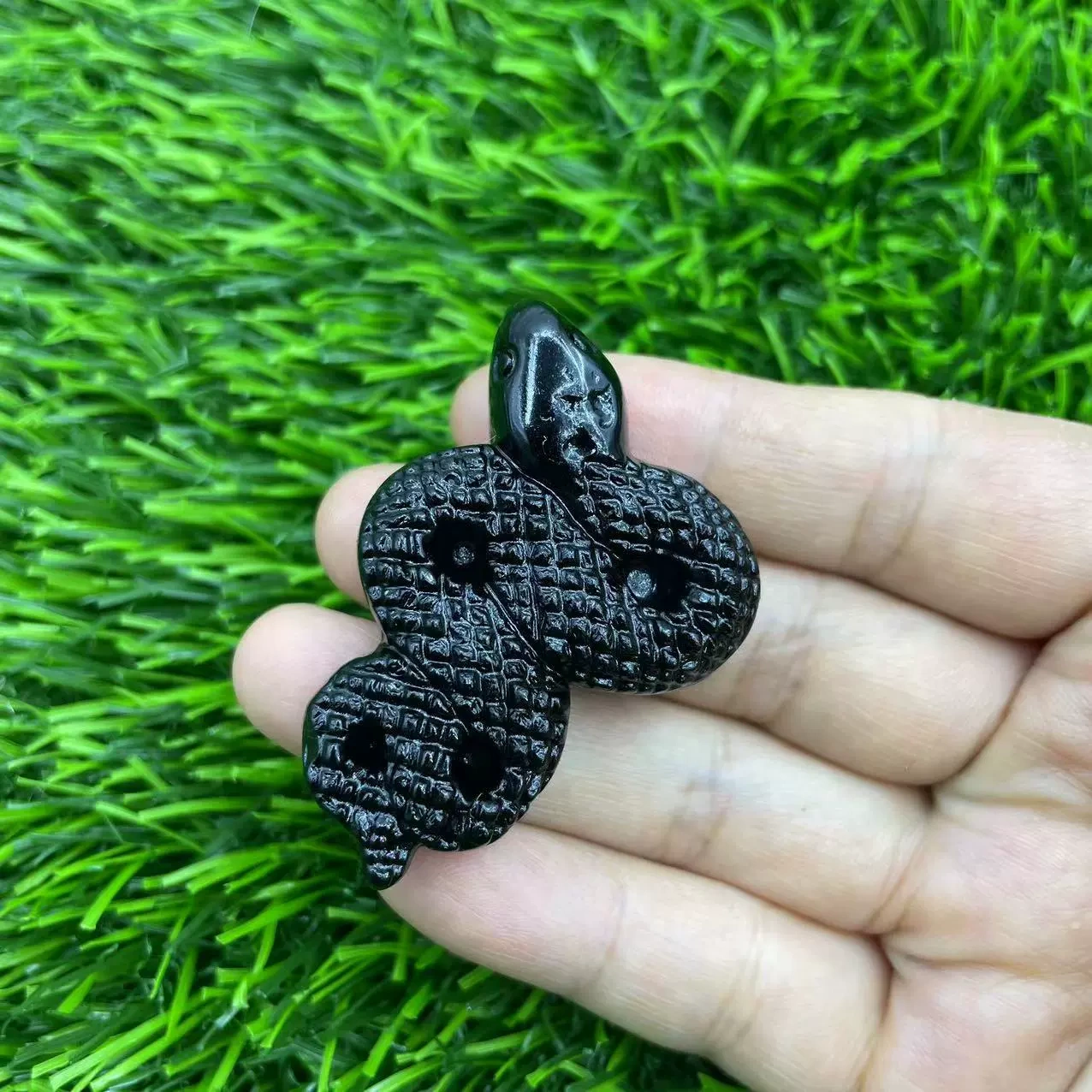 5cm Various natural gemstones carved snakes Foreign trade hot product crystal snake