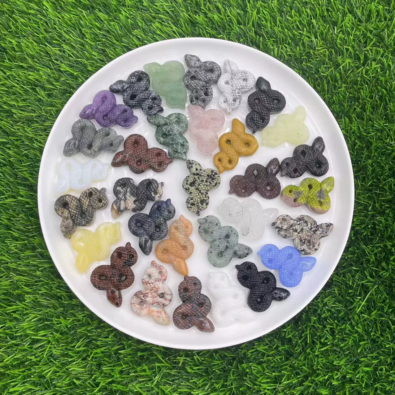 5cm Various natural gemstones carved snakes Foreign trade hot product crystal snake