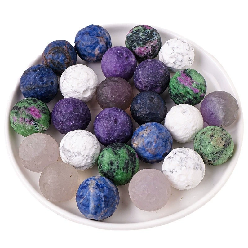 Natural crystal small moon stone polished carving crafts