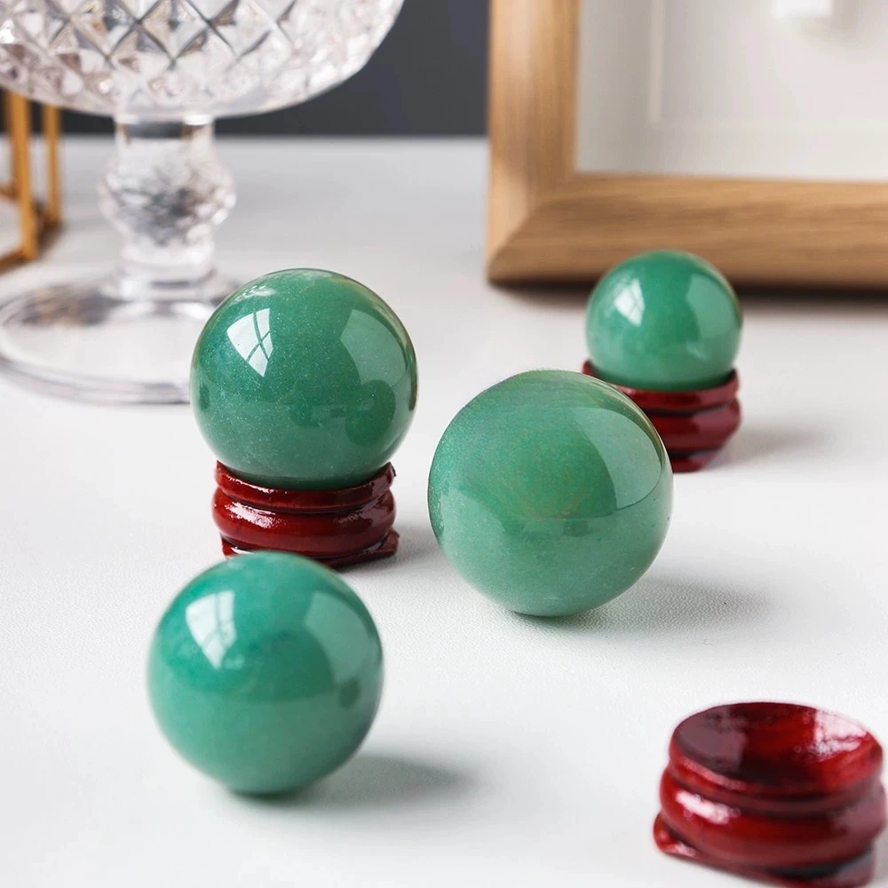 1kg natural crystal ball ornaments original stone polished 3-8cm random delivery