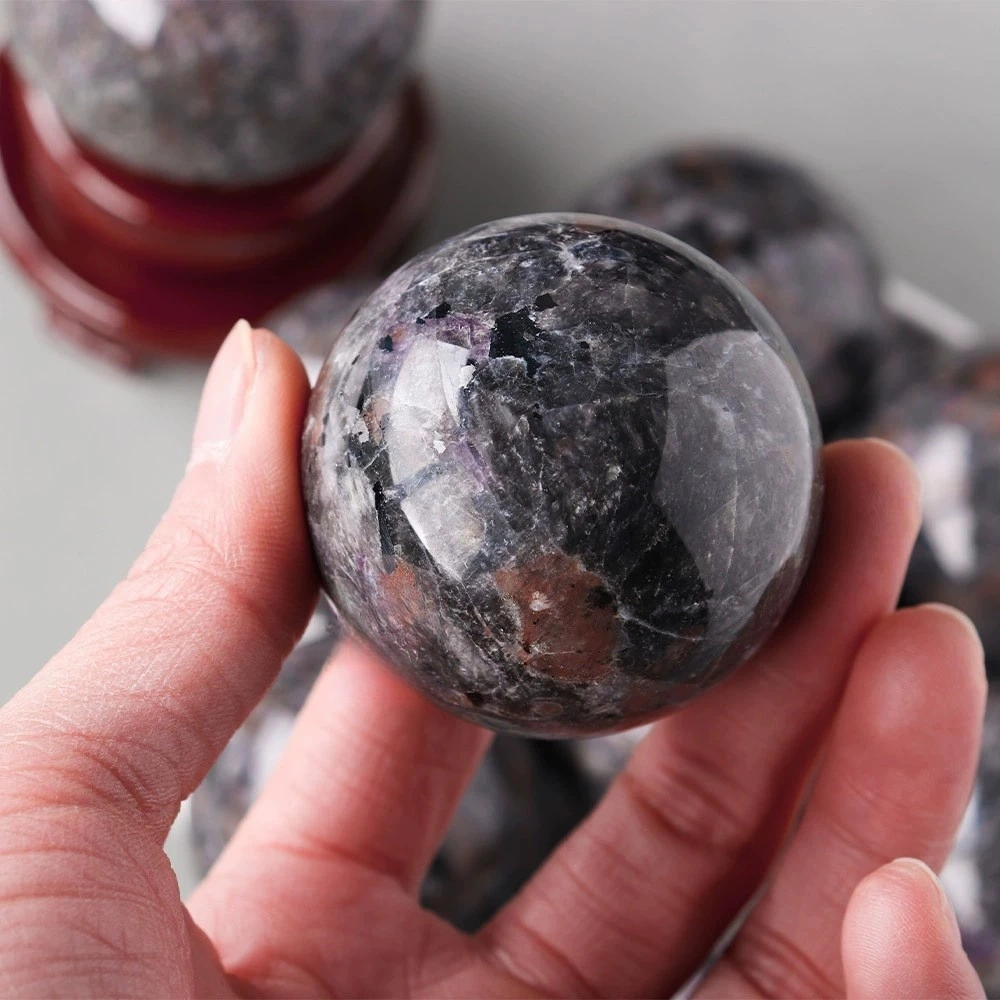 1kg natural crystal ball ornaments original stone polished 3-8cm random delivery