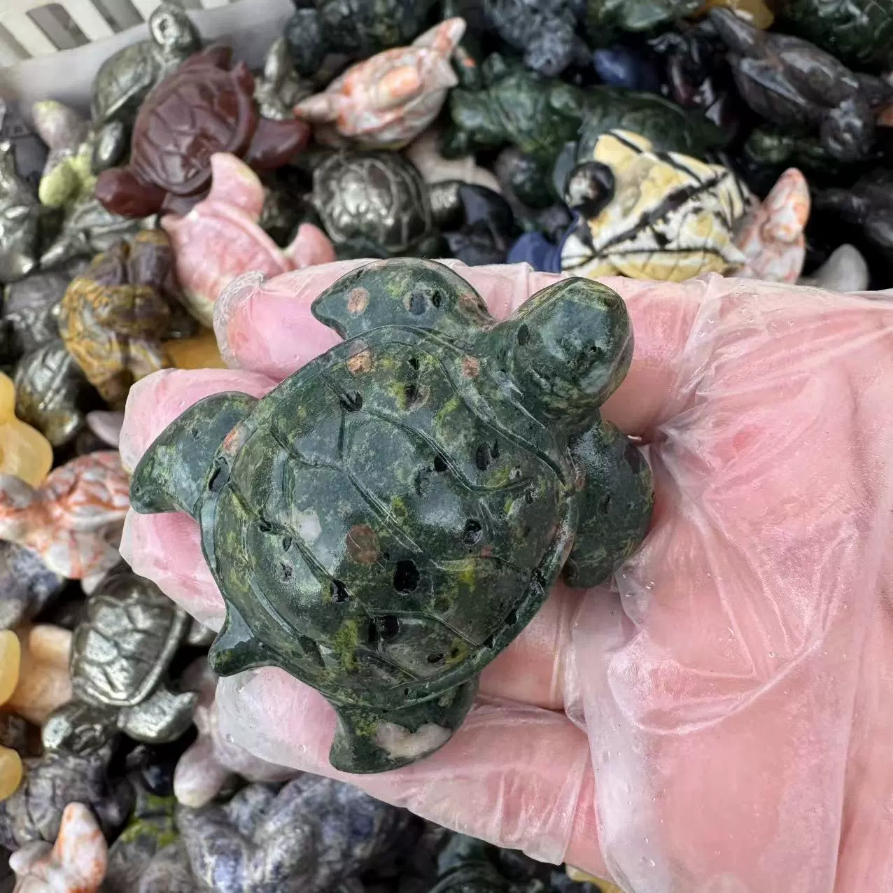 Natural stone turtle semi-precious stone small turtle customizable material