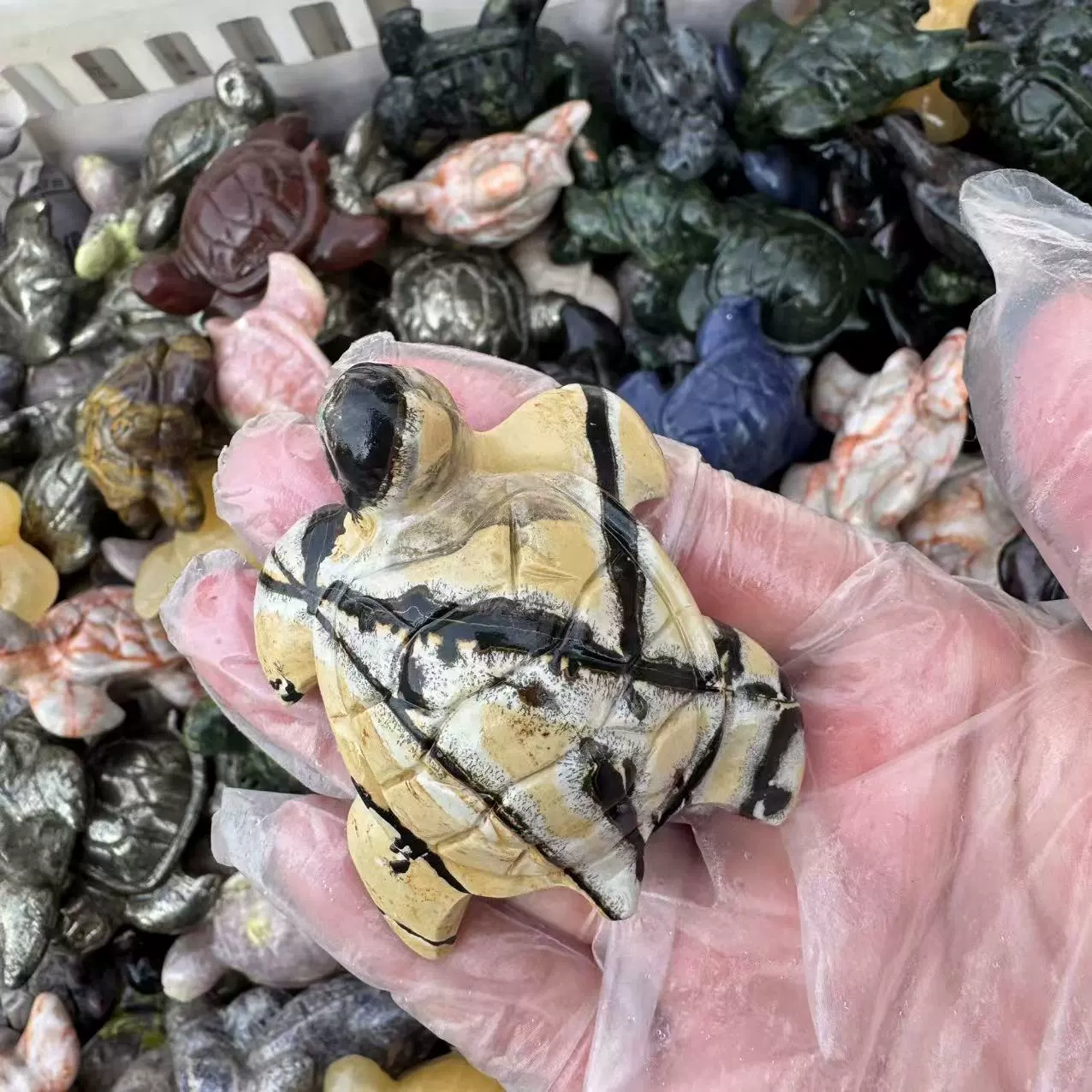 Natural stone turtle semi-precious stone small turtle customizable material