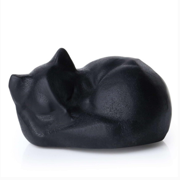 Natural crystal sleeping cat carvings, semi-precious jade cat ornaments, home decorations