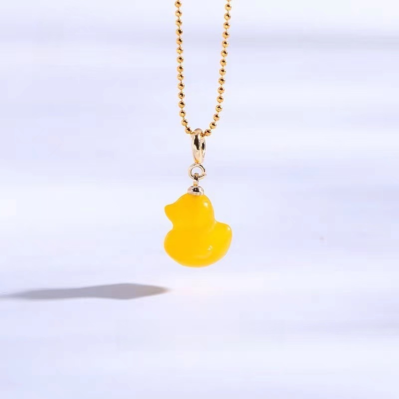Natural carved yellow duck pendant, cheering duck crystal DIY accessories