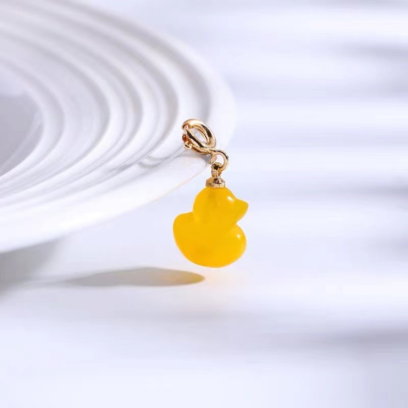 Natural carved yellow duck pendant, cheering duck crystal DIY accessories