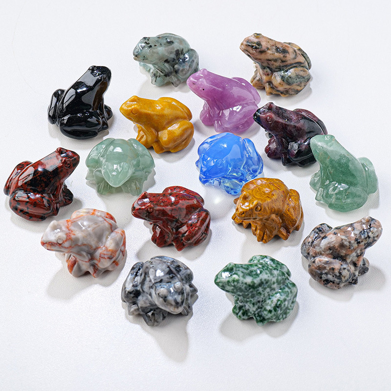 Natural crystal frog carvings Crystal raw stone animal ornaments