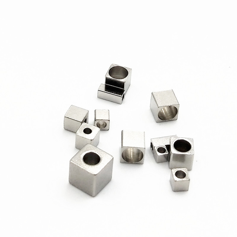 100 Pieces/Bag-304 stainless steel cubes rectangular blocks through-hole square beads DIY jewelry accessories