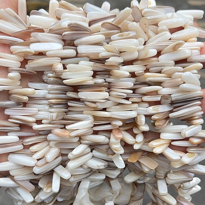 Natural freshwater white shell shaped pearl white mother-of-pearl loose beads
