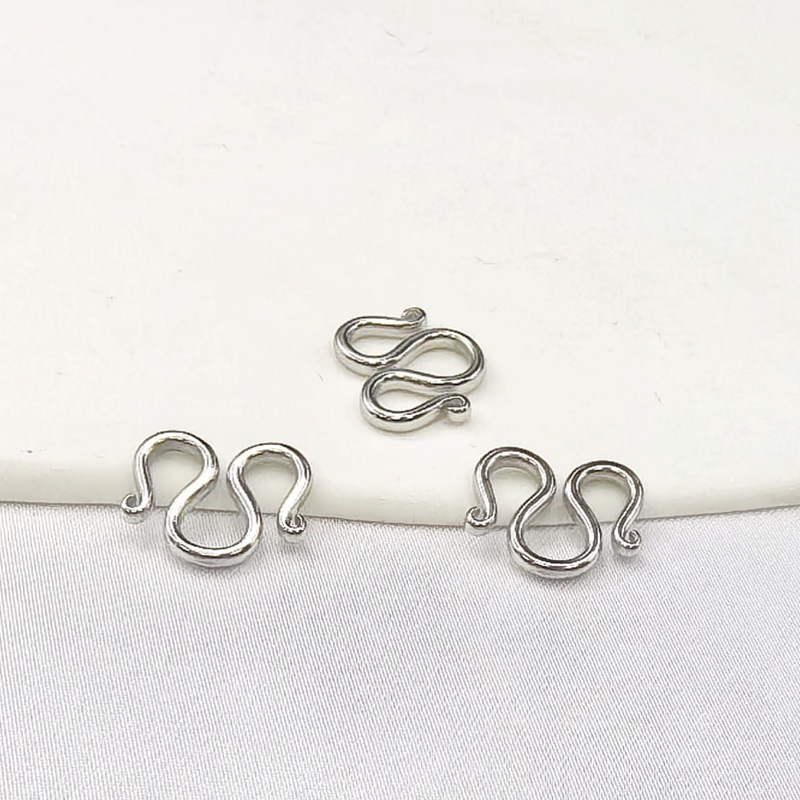 Stainless steel M buckle vacuum plating 18K gold W buckle necklace buckle head diy jewelry accessories