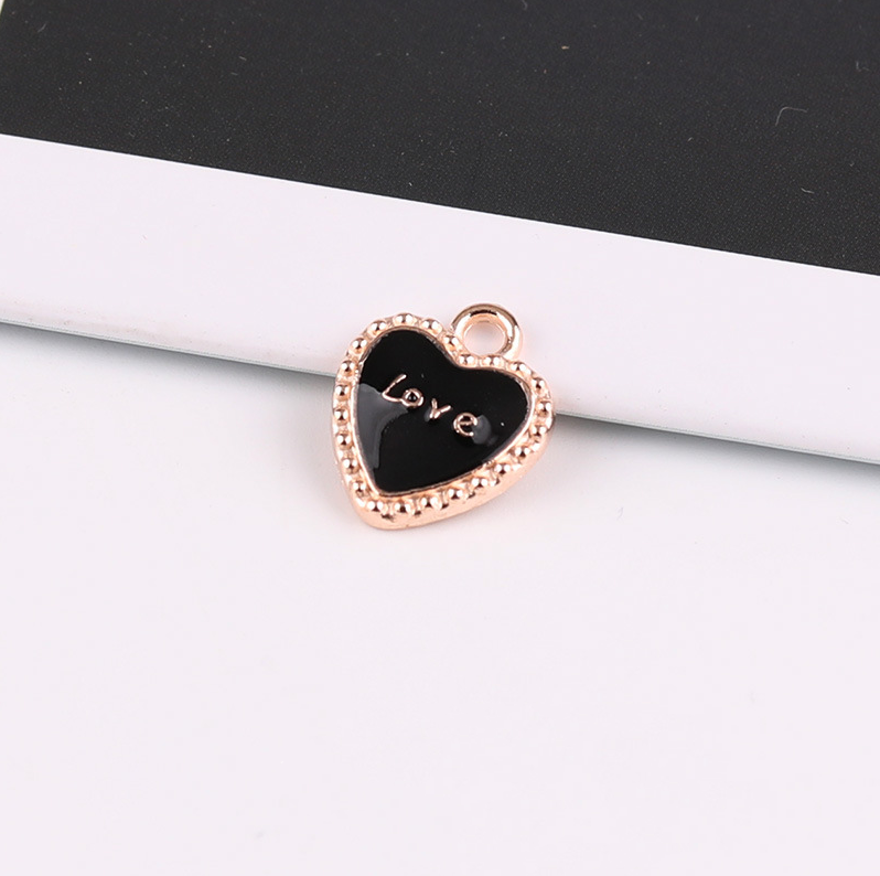 10 Pieces/Bag-alloy oil drip black and white Chanel style high heels pendant