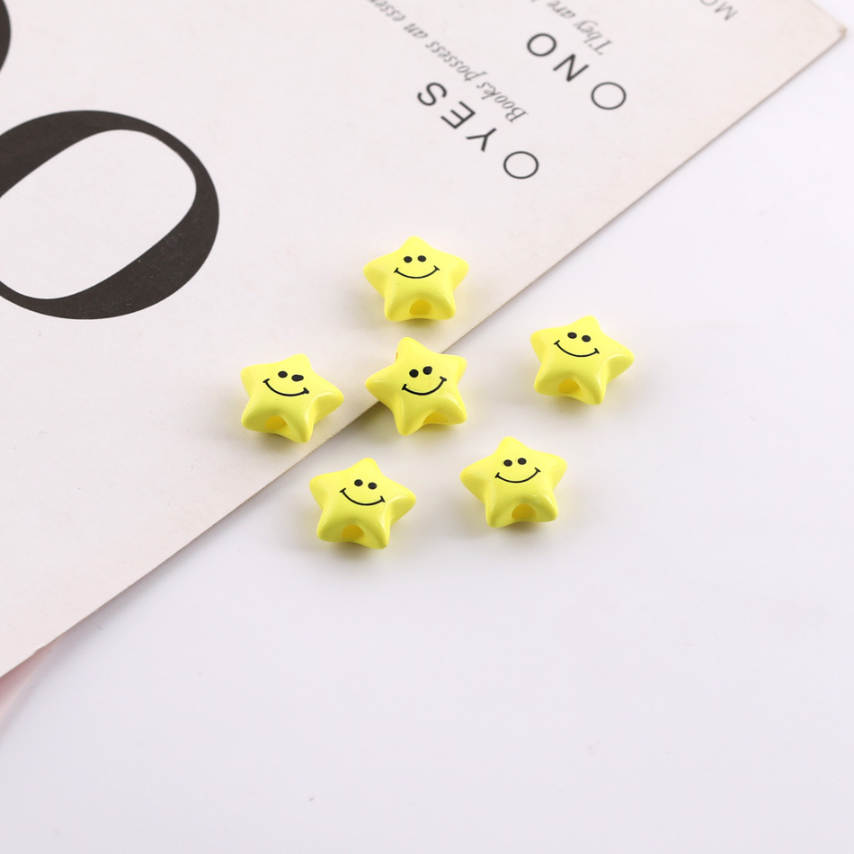 100 Pieces/Bag-yellow acrylic straight hole cute smiling little star jewelry material accessories