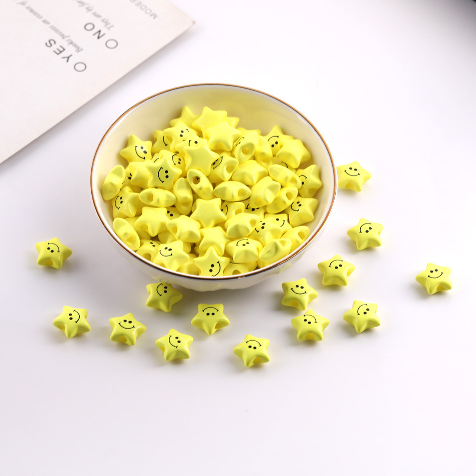100 Pieces/Bag-yellow acrylic straight hole cute smiling little star jewelry material accessories
