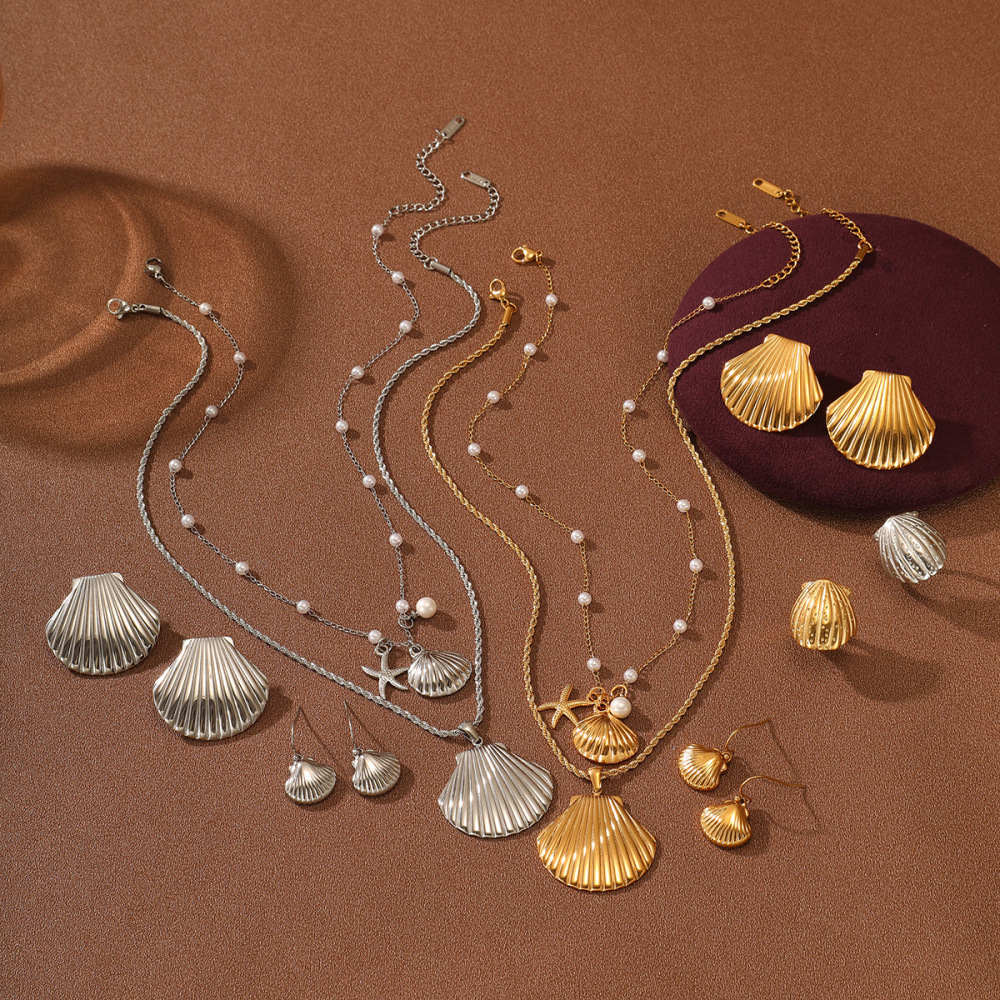 Ocean Shell Pearl Stainless Steel Necklace Set Fashionable, Light and Luxurious Versatile