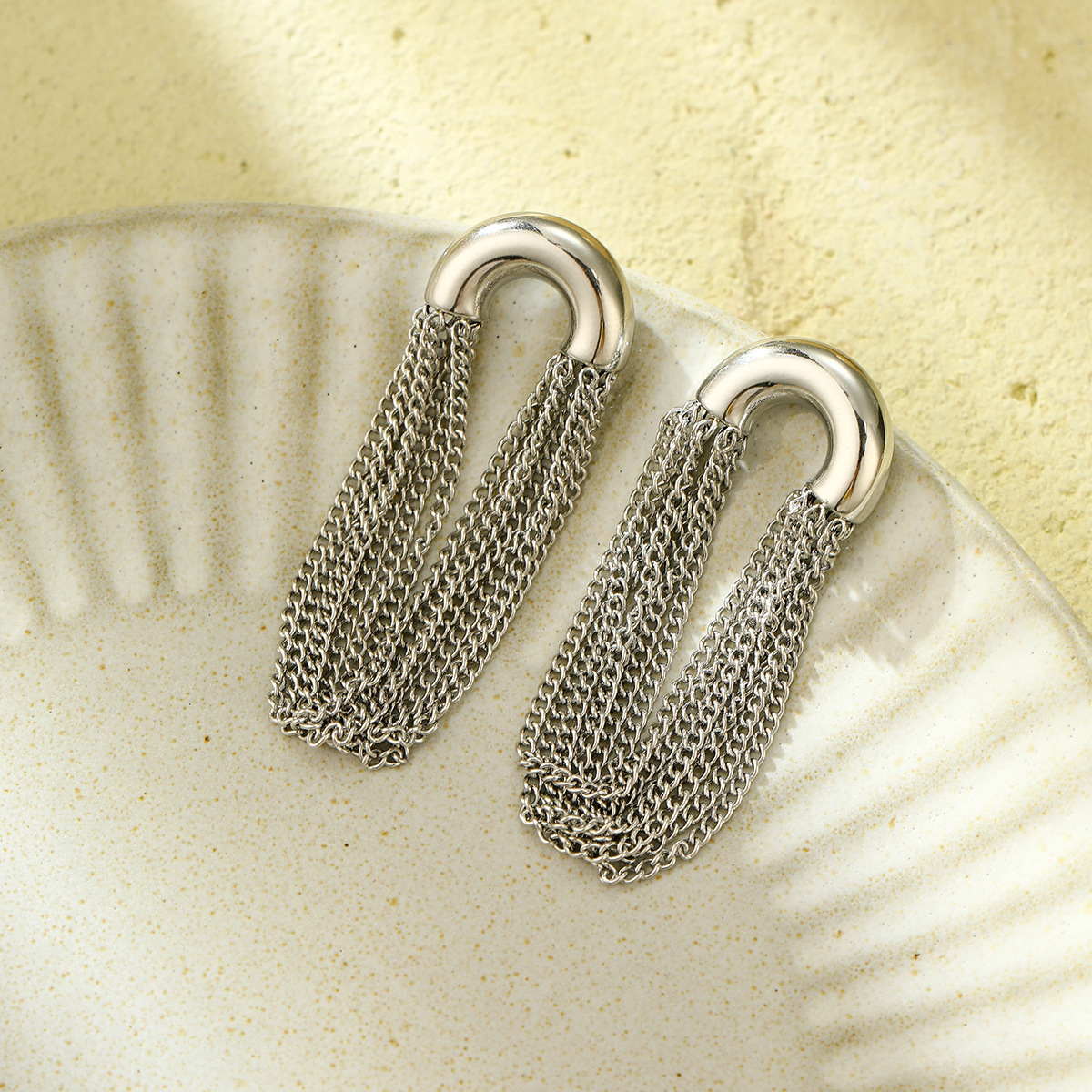 Simple curved chain temperament long tassel stainless steel earrings C-shaped advanced design earrings