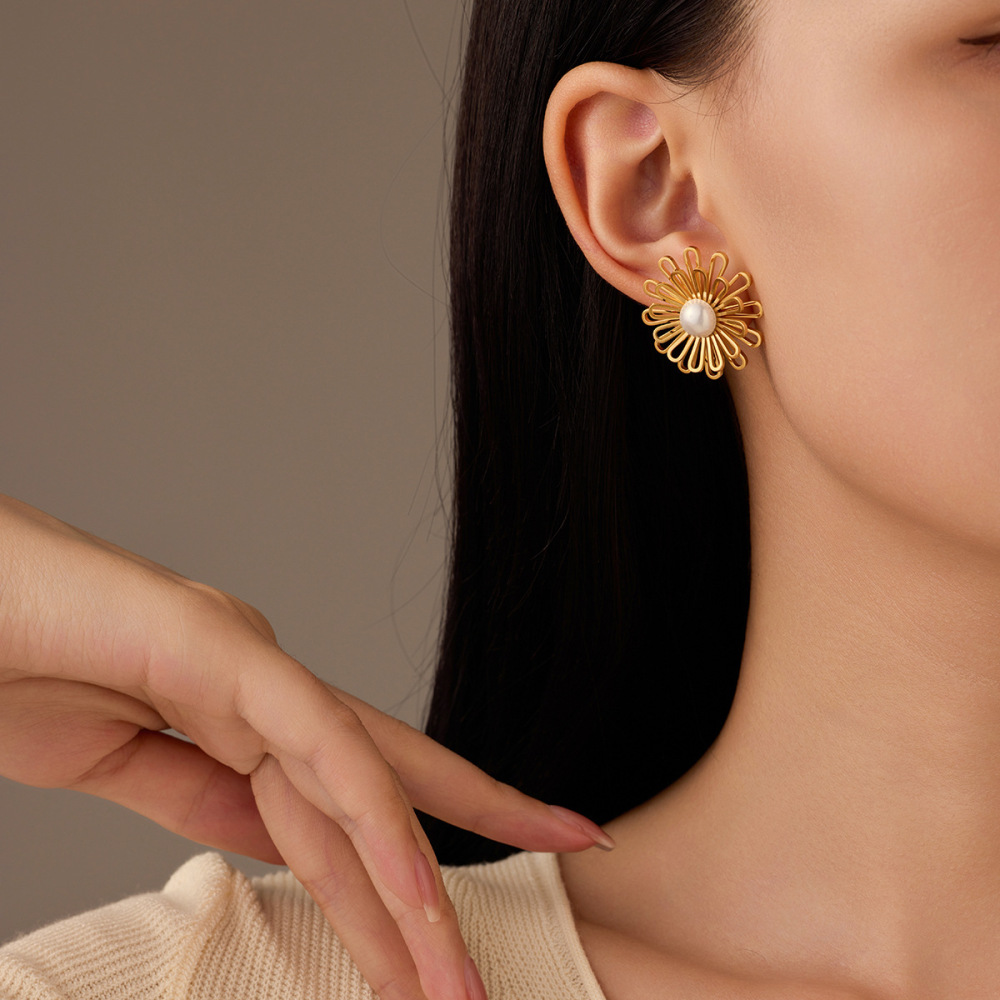 French simple style sweet lace fashion hollow stainless steel earrings
