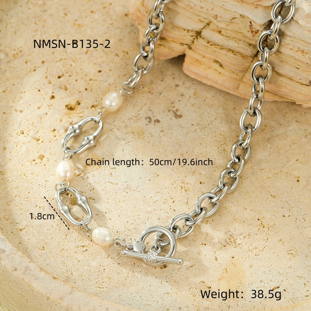 Stainless steel necklace stitching craftsmanship inlaid with pearl chain high-end clavicle necklace