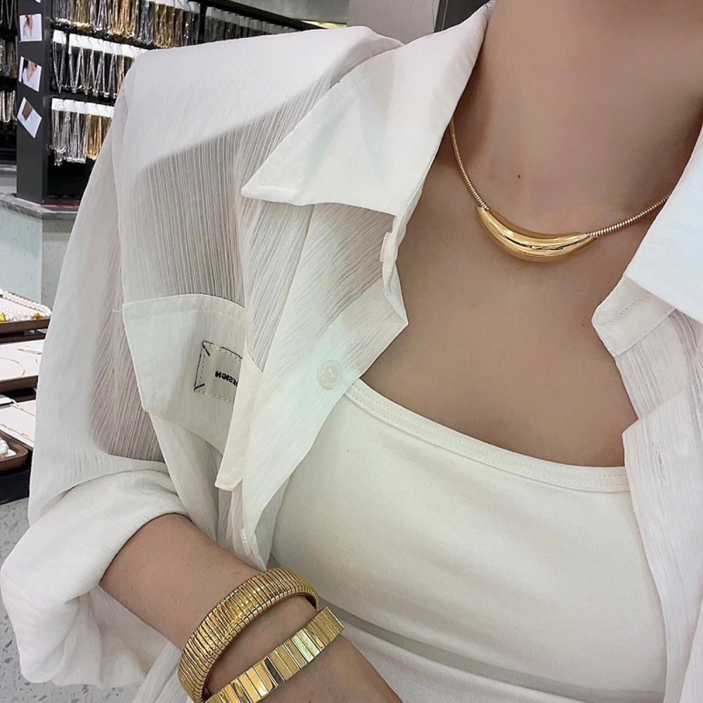 Stainless steel necklace high-grade cold metal style curved tube pendant design necklace