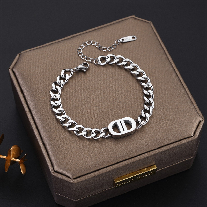 Heavy-duty high-quality thick chain letter stainless steel necklace hip-hop clavicle chain bracelet